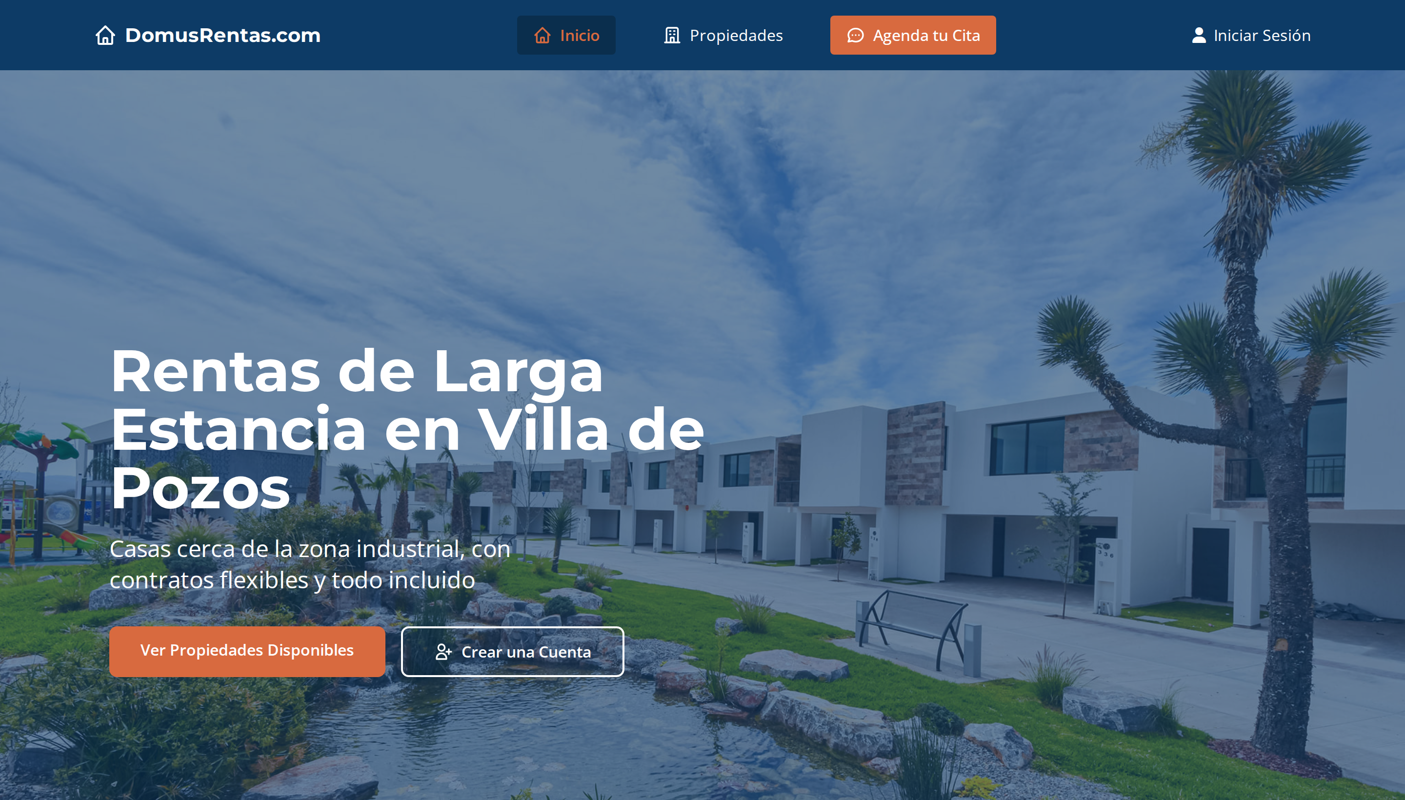 Pagina principal de Domus Rentas: hero con casas para renta de larga estancia y navegacion a propiedades y agendar cita